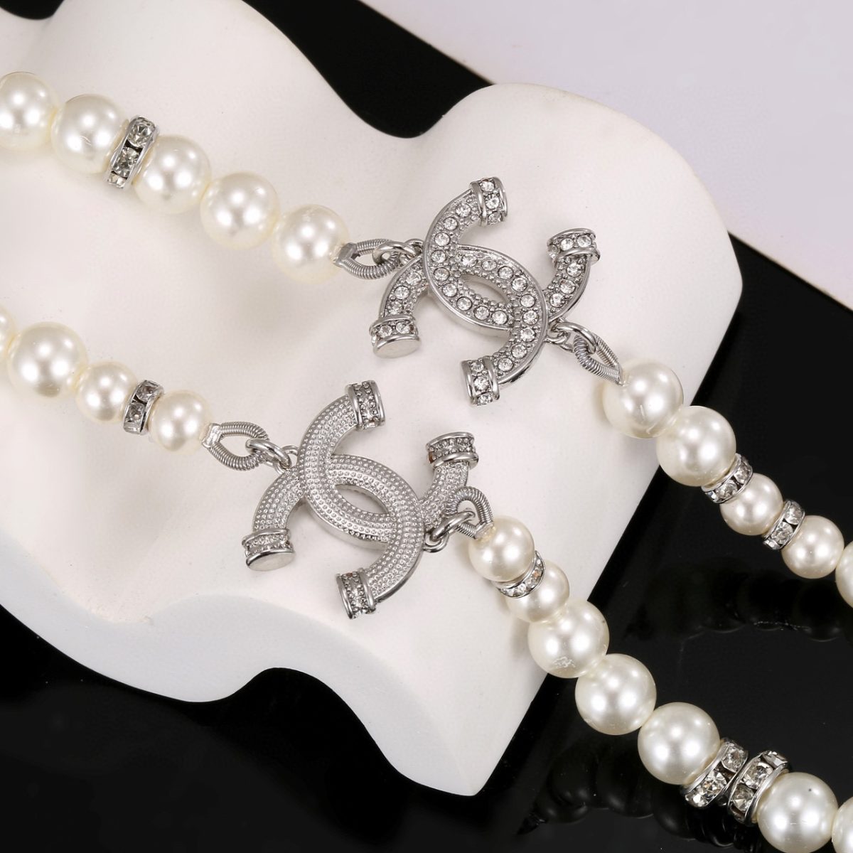 Chanel Necklace - Image 5