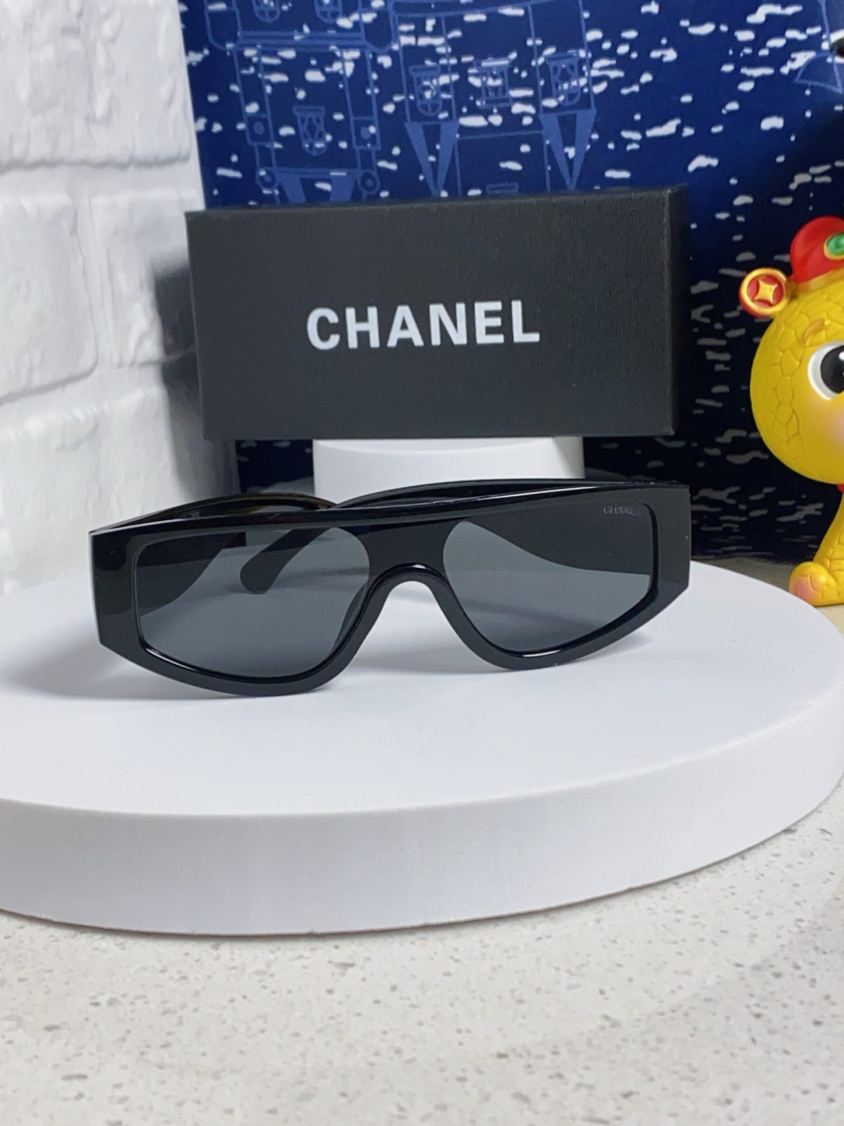 Chanel Sunglasses - Image 2