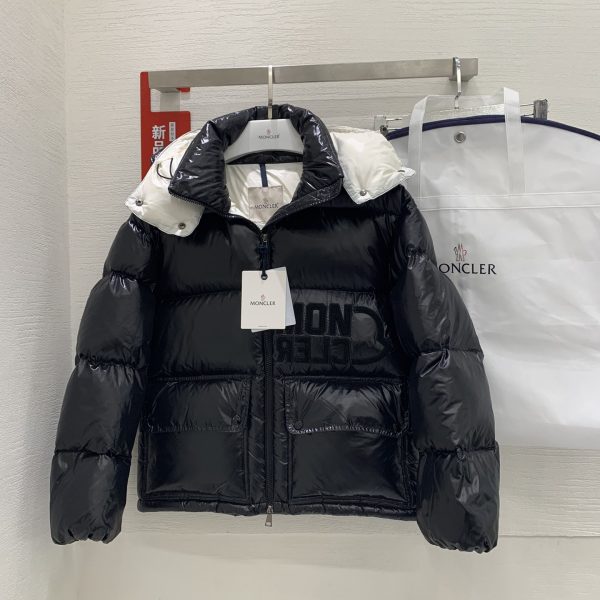 Moncler Abbaye Women Winter Jacket Size 1/M （This product is a discounted item and does not accept returns or exchanges after purchase.）