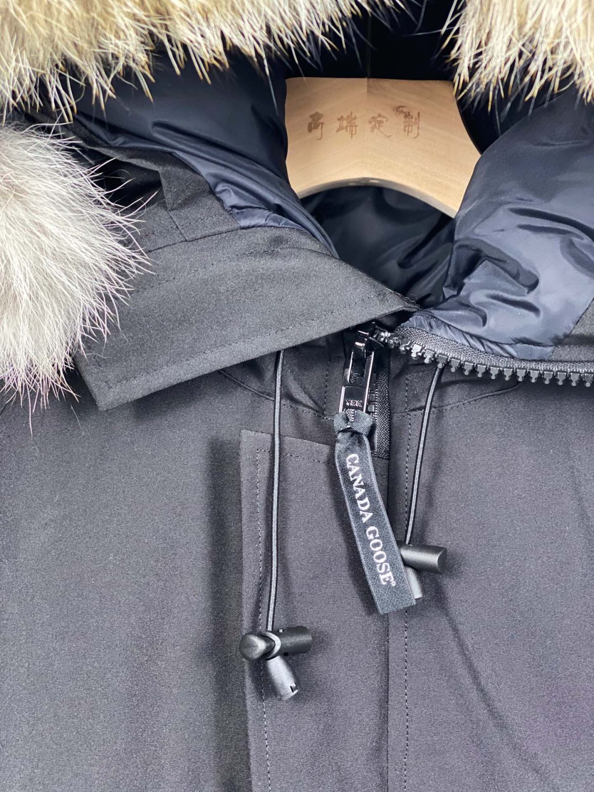 Canada Goose 01 Mens/Women Winter Jacket Black Size XL(Eu L) - Image 4
