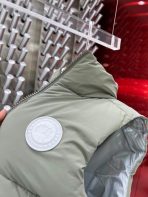 Canada Goose Winter Vest Size L - Image 7