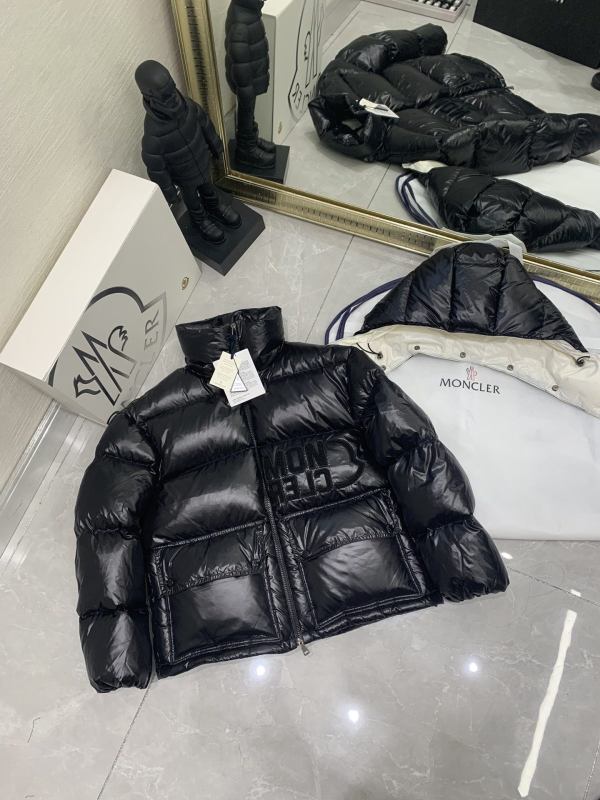 Moncler Abbaye Women Winter Jacket Size 1/M （This product is a discounted item and does not accept returns or exchanges after purchase.） - Image 8