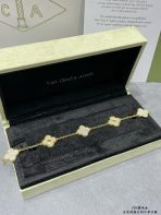 Van Cleef & Arpels Bracelet - Image 7